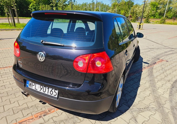 Volkswagen Golf cena 27600 przebieg: 180000, rok produkcji 2004 z Suraż małe 254